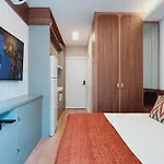Studio Be Urban Metro Brooklin 906